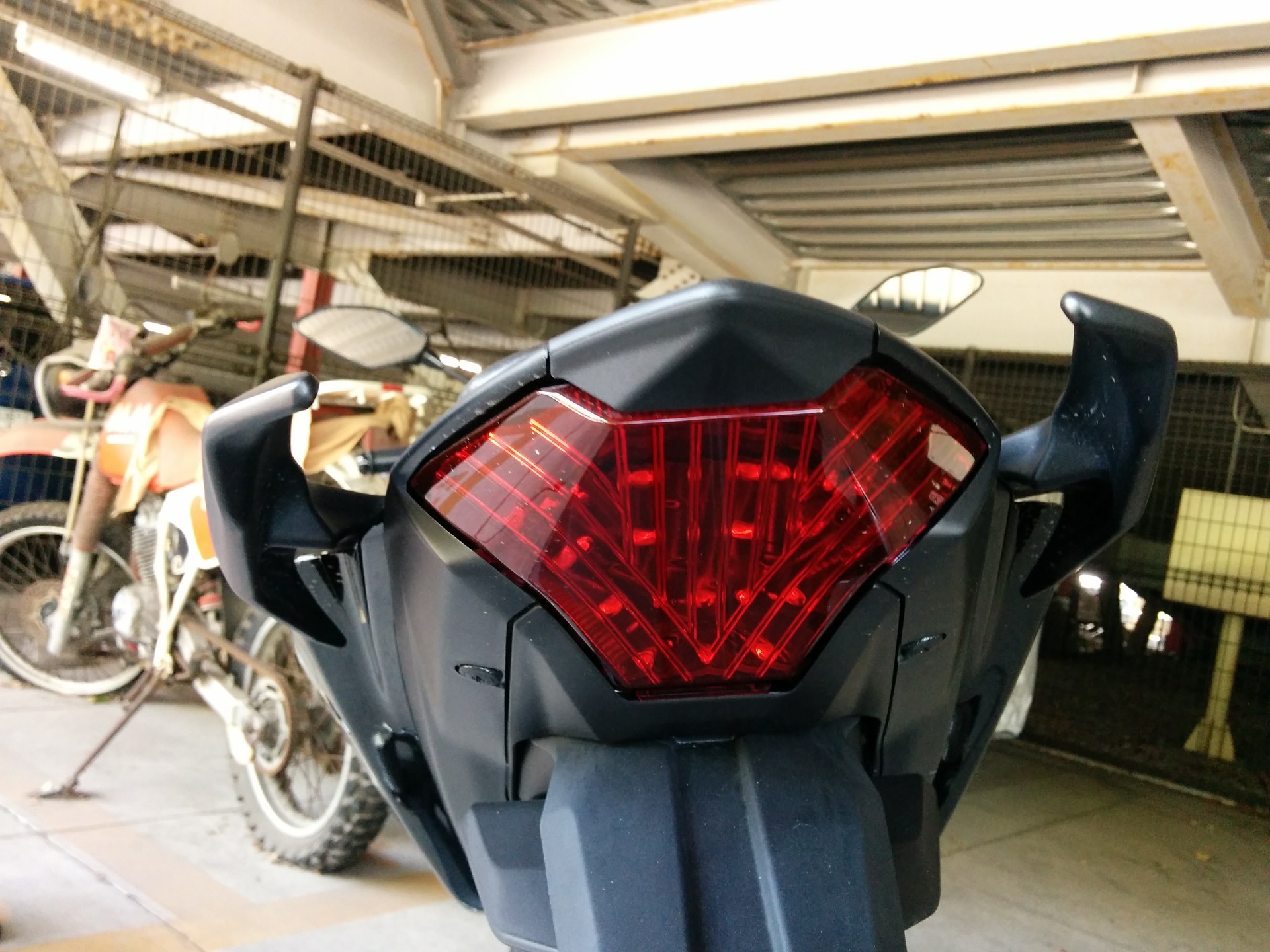 MT-25 タンデムグラブバー: バイク好きブログ MT-25 タンデムグラブバー: バイク好きブログ